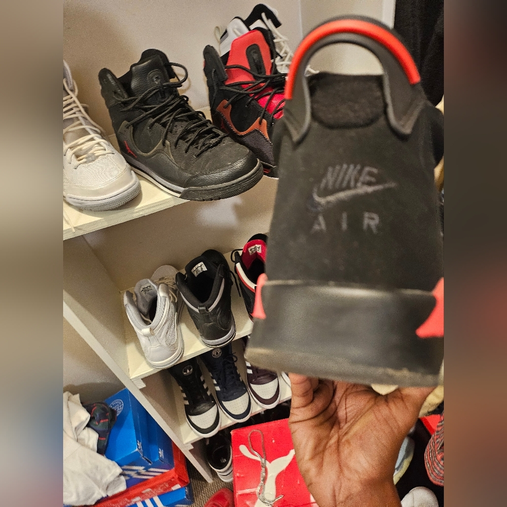 Jordan 6 - Picture 3 of 5